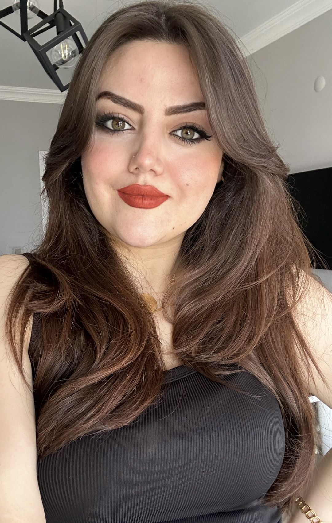 Elif T.